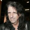 Alice Cooper 'enjoys sporting golf apparel'