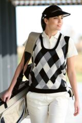Ladies Guinevere Lightweight Diamond Patterned Scoop Neck Lambswool Golf Slipover In 3 Colours