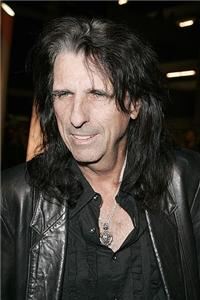 Alice Cooper donned his golf apparel for the Bob Hope Classic.