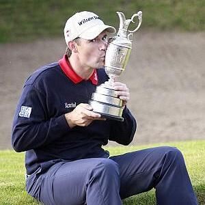 Golf pro makes a golf footwear change ahead of new season.