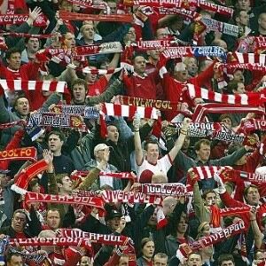 Liverpool and Everton legends to sport golf apparel