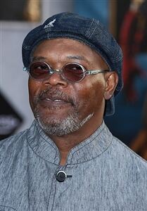 Samuel L Jackson sports golf apparel in Scotland