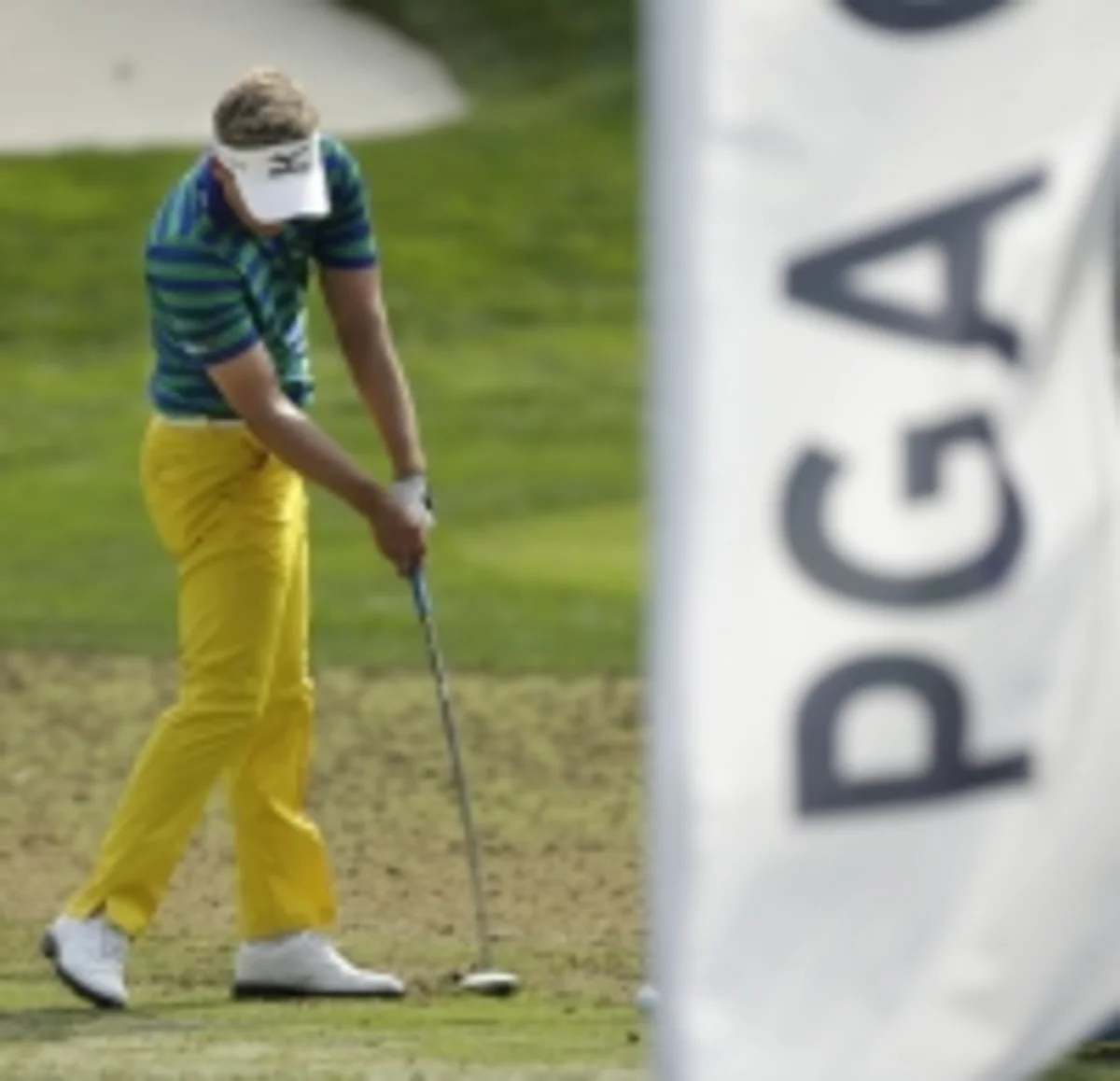 Bright golf clothing for Donald