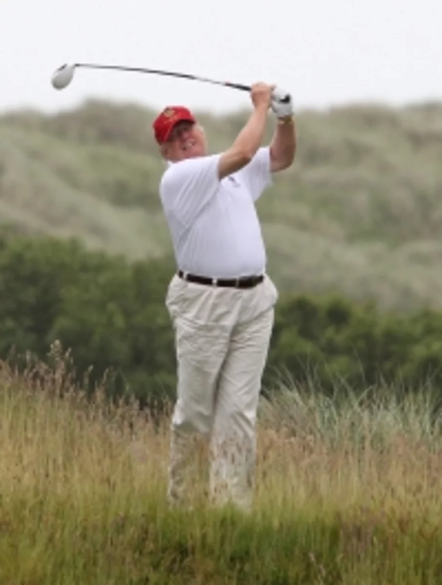 Businessman pays 87k for golf round