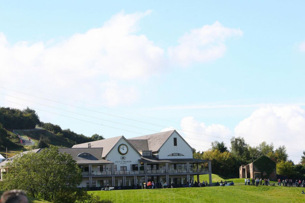 Best clubhouse for a cosy winter afternoon