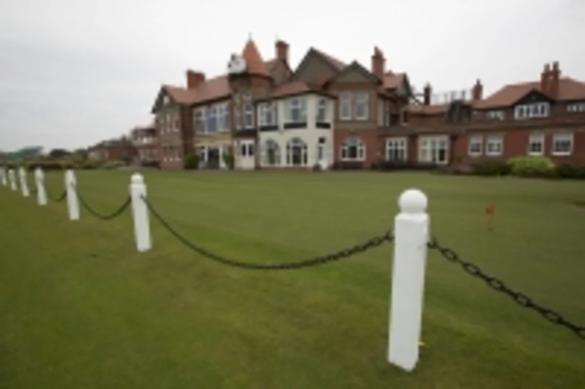 Dunne secures place at Hoylake