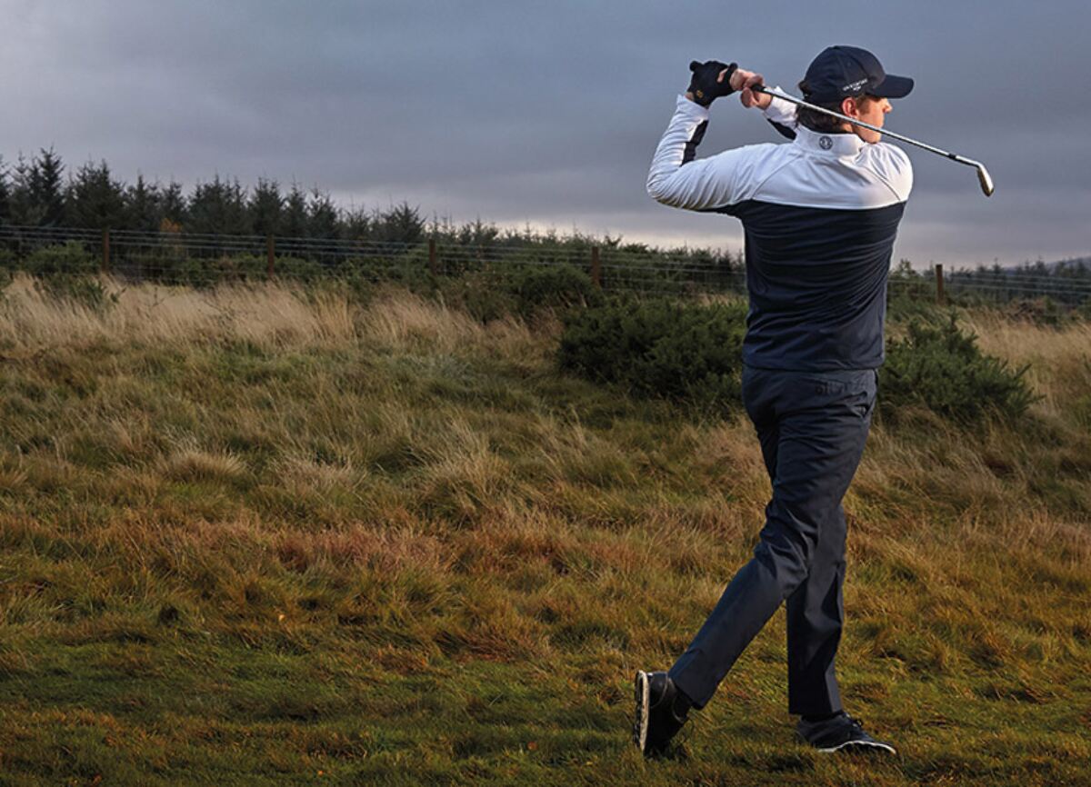 How to layer golf clothing