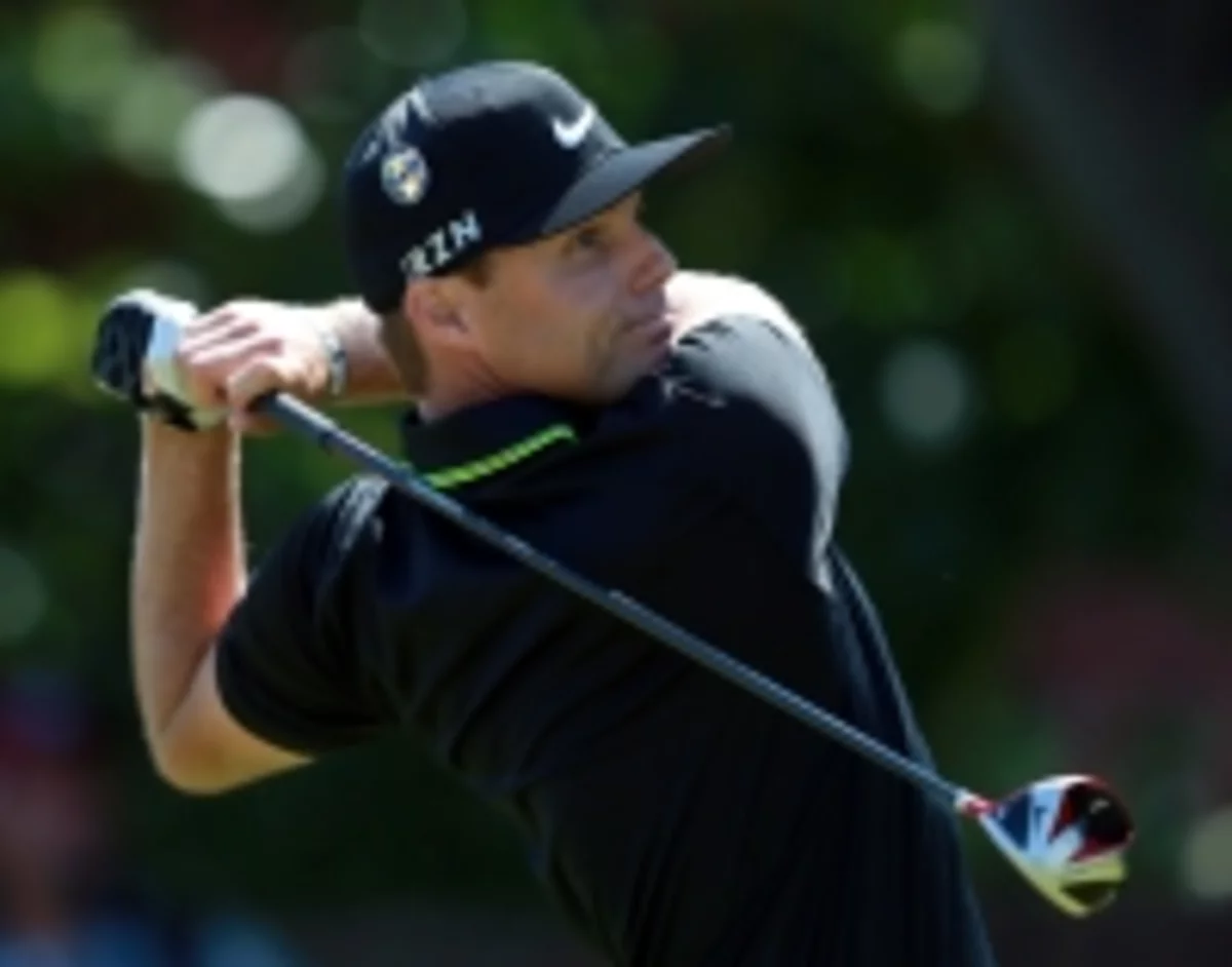 Leader Watney birdies half the round