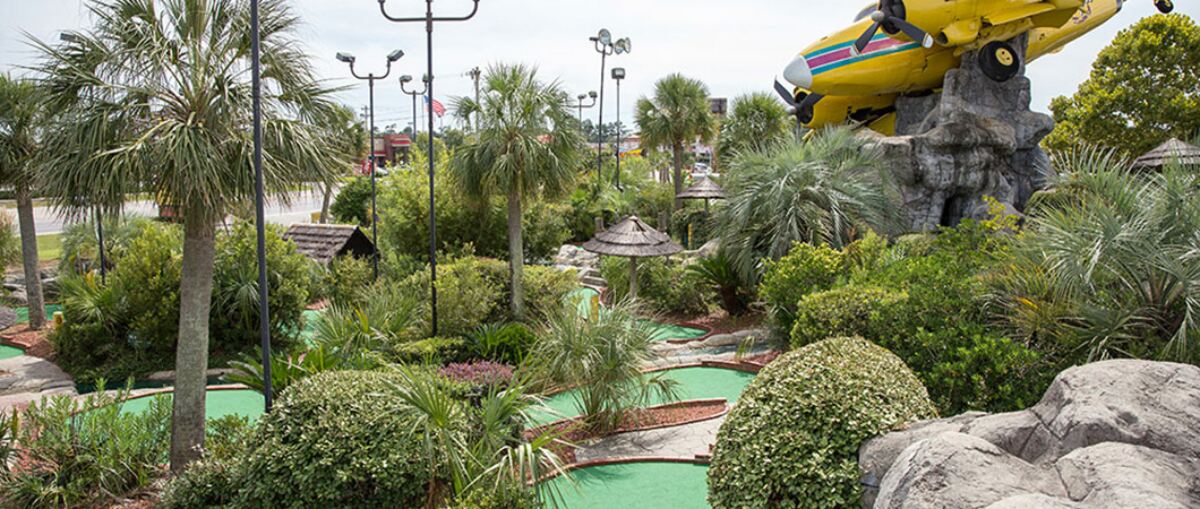 5 of the world’s craziest mini golf courses