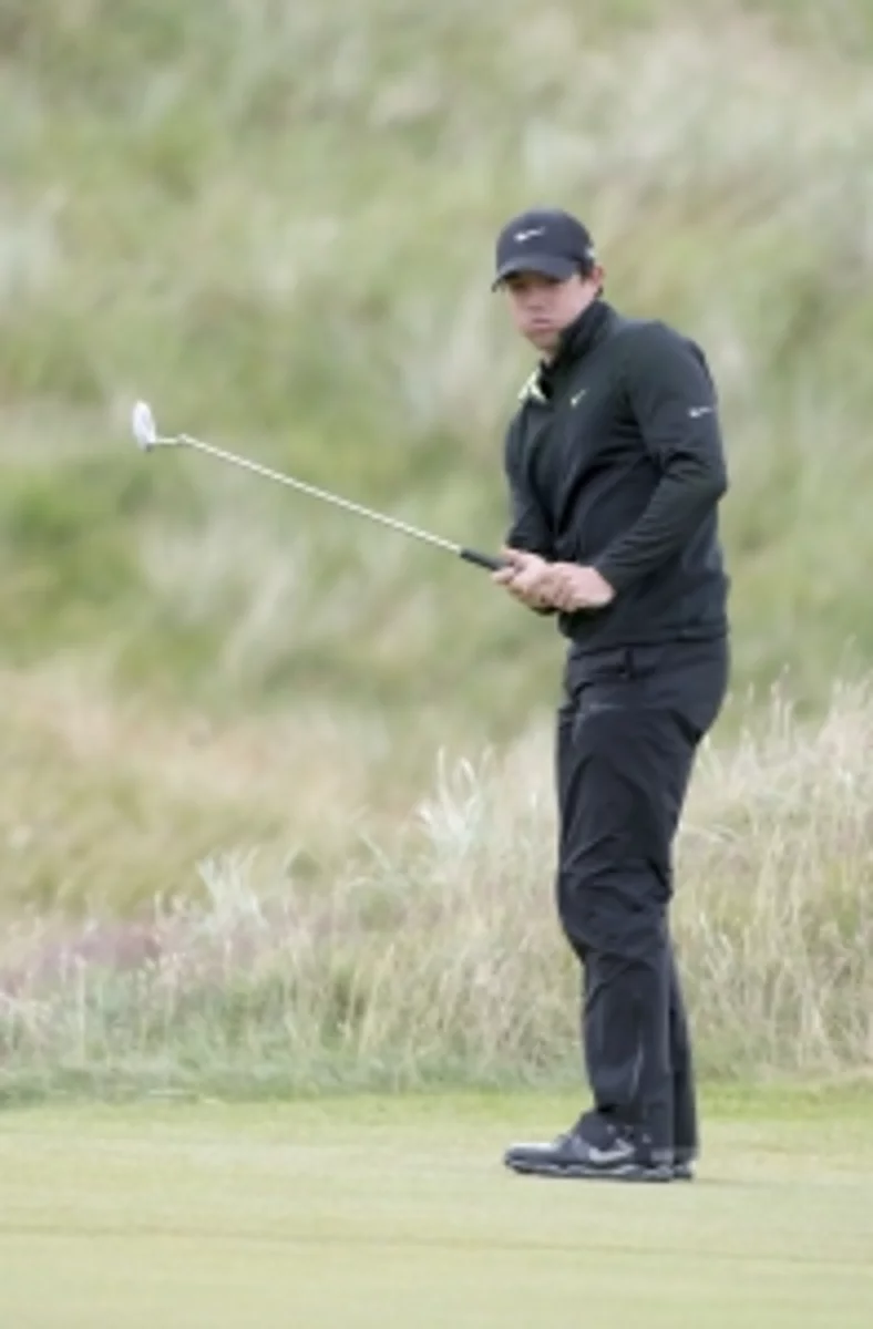 Rory McIlroy breaks course record