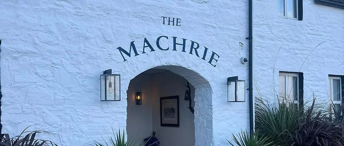 Exploring the Stunning Golf Course and Luxury Accommodations at The Machrie, Isle of Islay
