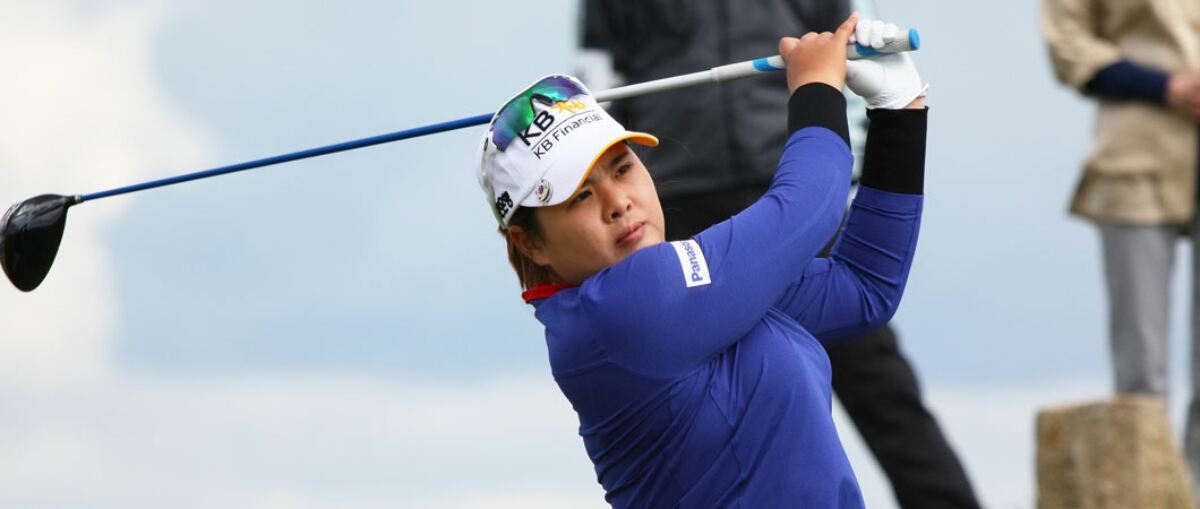 Our top 5 female golfers