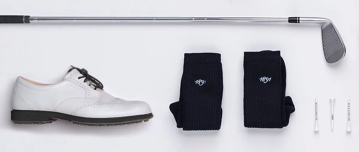 What Are the Best Socks to Wear with Golf Shoes?