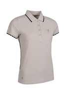 g.RYDER CUP ARWEN Ryder Cup Contrast Scalloped Performance Pique Golf Shirt - Linen/Black Trophy