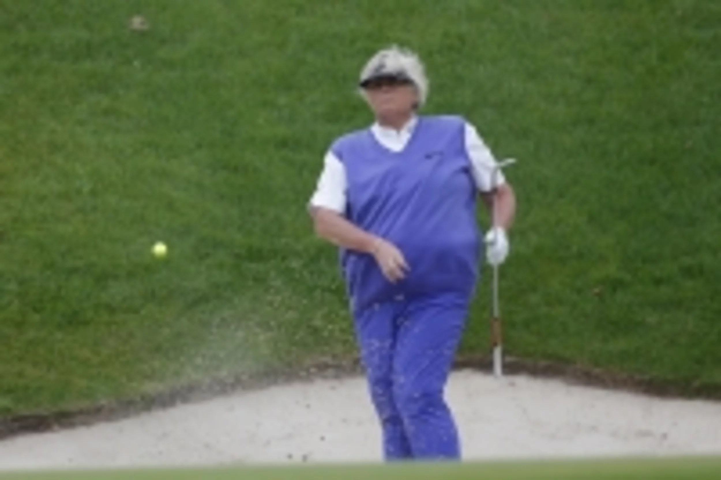 Davies one shot off the lead in Japan