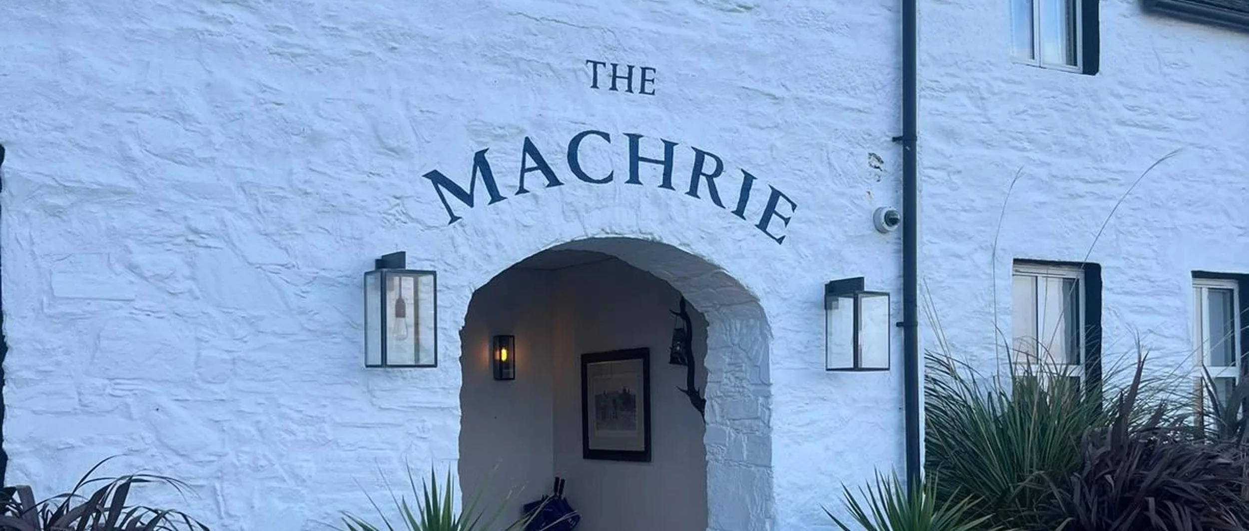 Exploring the Stunning Golf Course and Luxury Accommodations at The Machrie, Isle of Islay