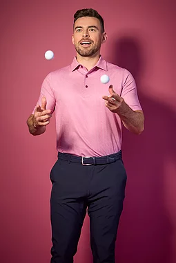 Men's Raspberry Tee Outfit