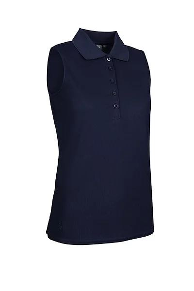 Ladies' Garnet Tee Outfit
