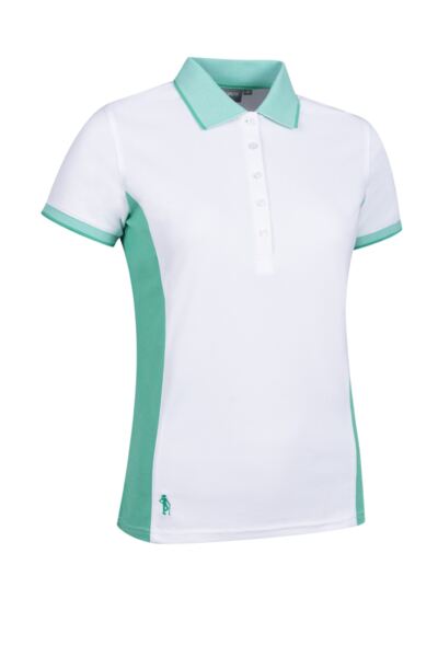 Ladies' Marine Green Tee Outfit