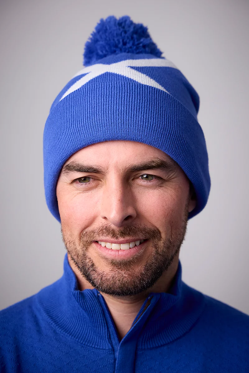 Unisex Thermal Lined Saltire Golf Bobble Beanie Hat Unisex Thermal Lined Saltire Golf Bobble Beanie Hat