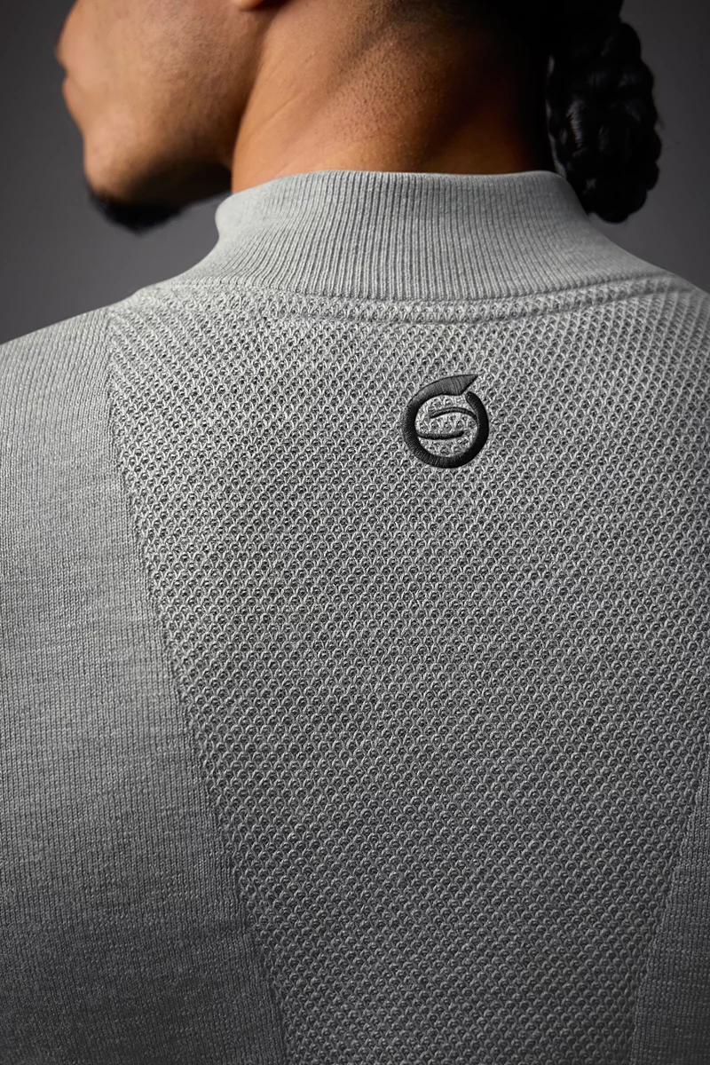 Official Ryder Cup 2027 Mens Quarter Zip Textured Chest Rib Panel Showerproof Merino Lined Golf Sweater