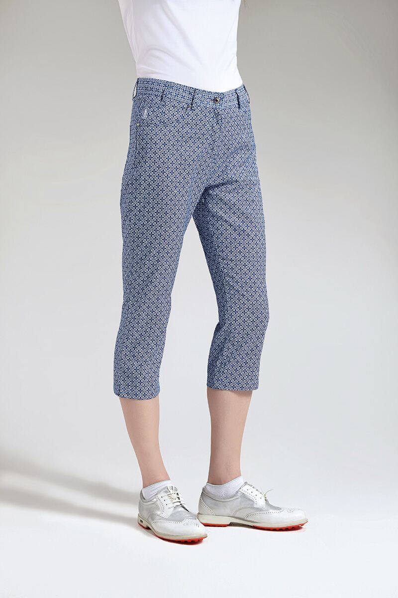 ladies black capri pants