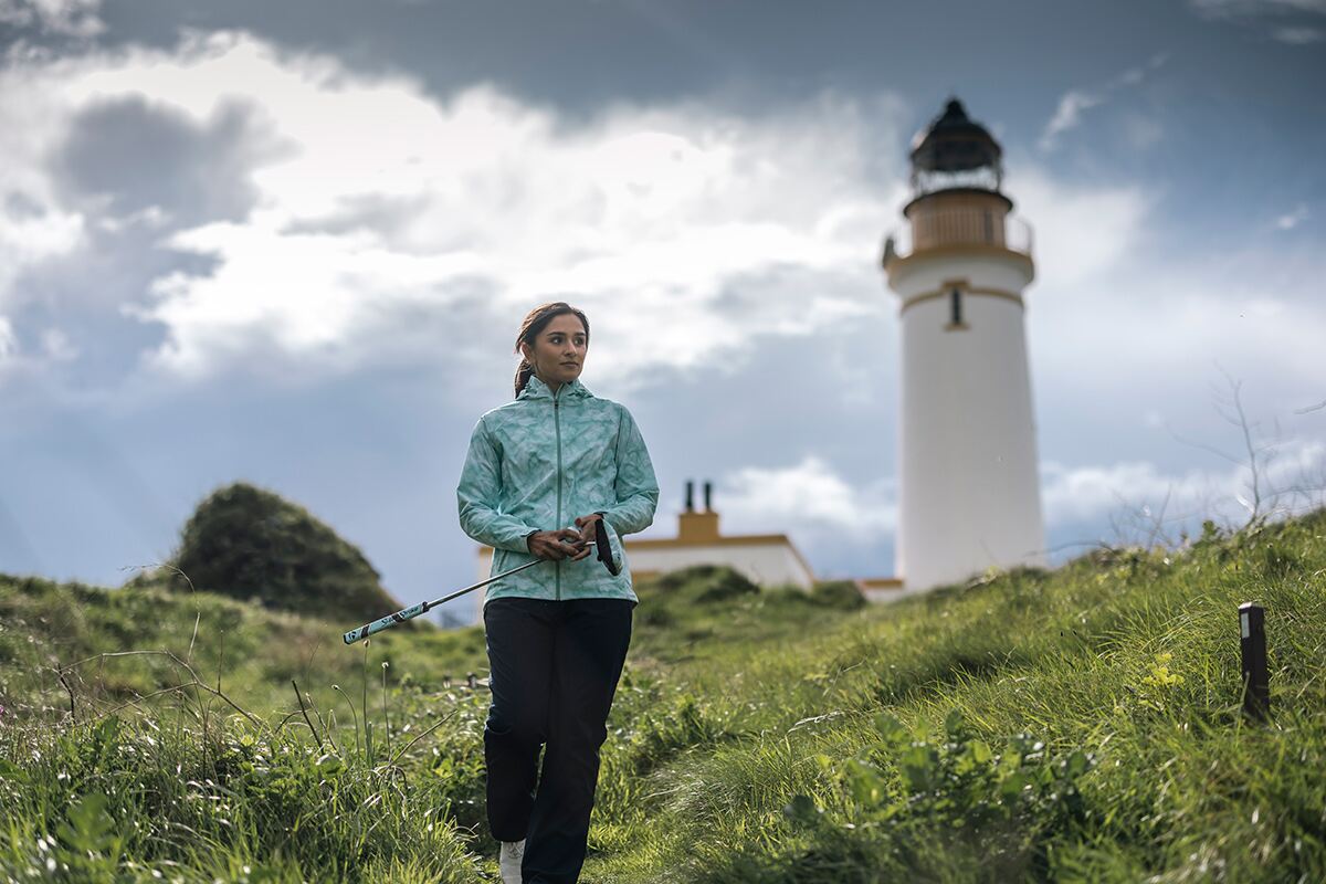 Make sure you have the correct wet weather clothing - Playing golf in the rain