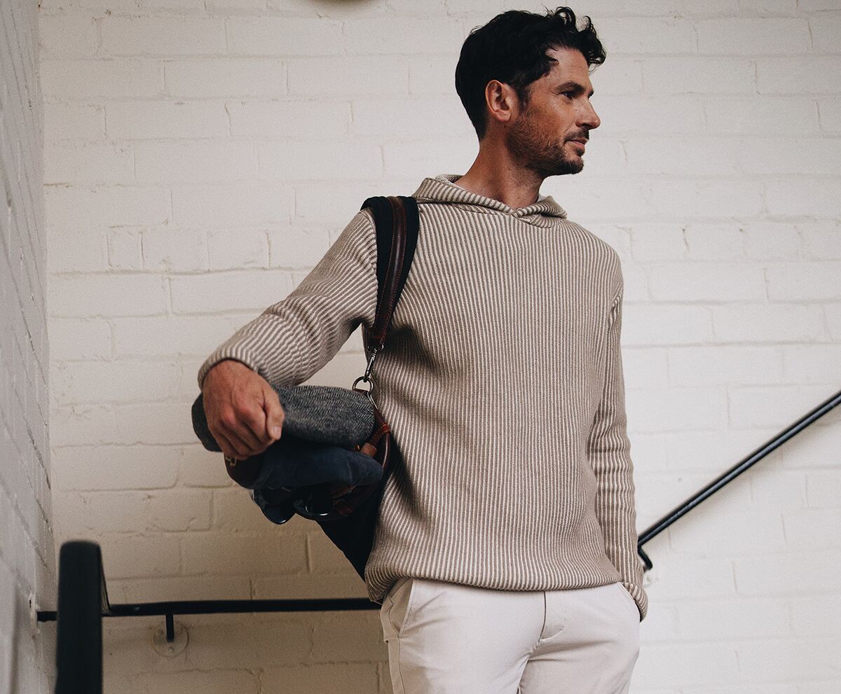 Can you wear a hoodie for golf?