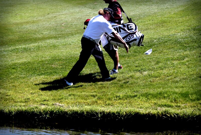 Even pros like Miguel Angel Jimenez hate water hazards