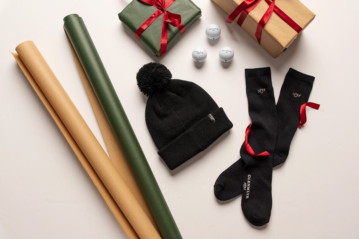 What Golfers Should Wear on Christmas Day