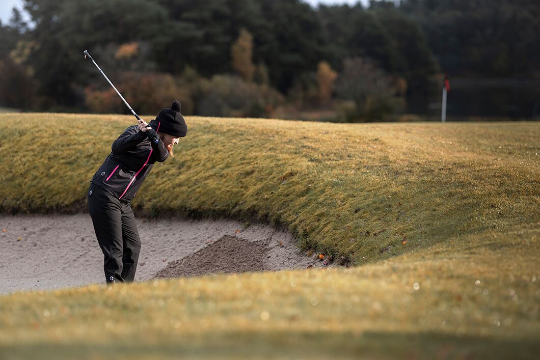 How to hit out of fairway bunkers